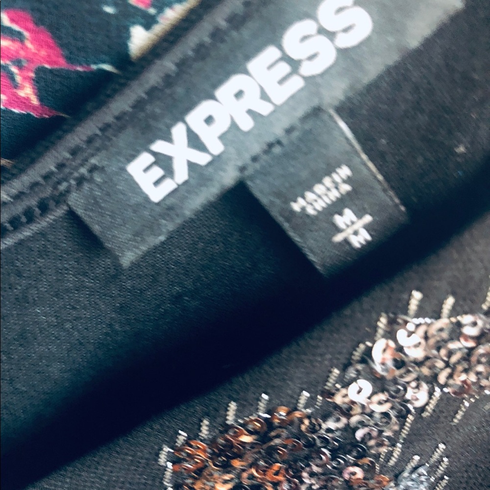Express Top - Picture 3 of 3